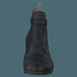 Art 143 I Meet Black