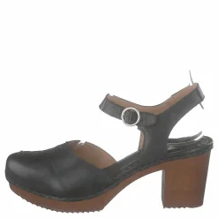 Ten Points Amelia Black