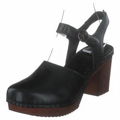 Ten Points Amelia Black