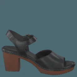 Ten Points Amelia Black