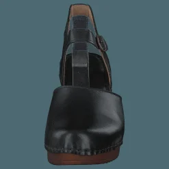 Ten Points Amelia Black