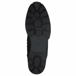 Philip Hog Betty Black