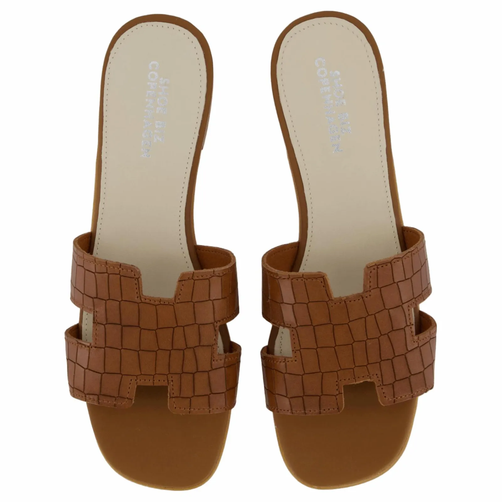 Shoe Biz Claire Croco