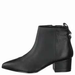 Steve Madden Clover Black Leather
