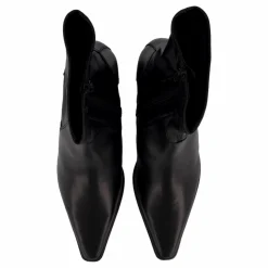 Vagabond Giselle Black