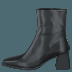 Vagabond Hedda Black