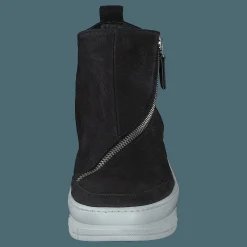 Nude of Scandinavia Hilda Longbeach Nero