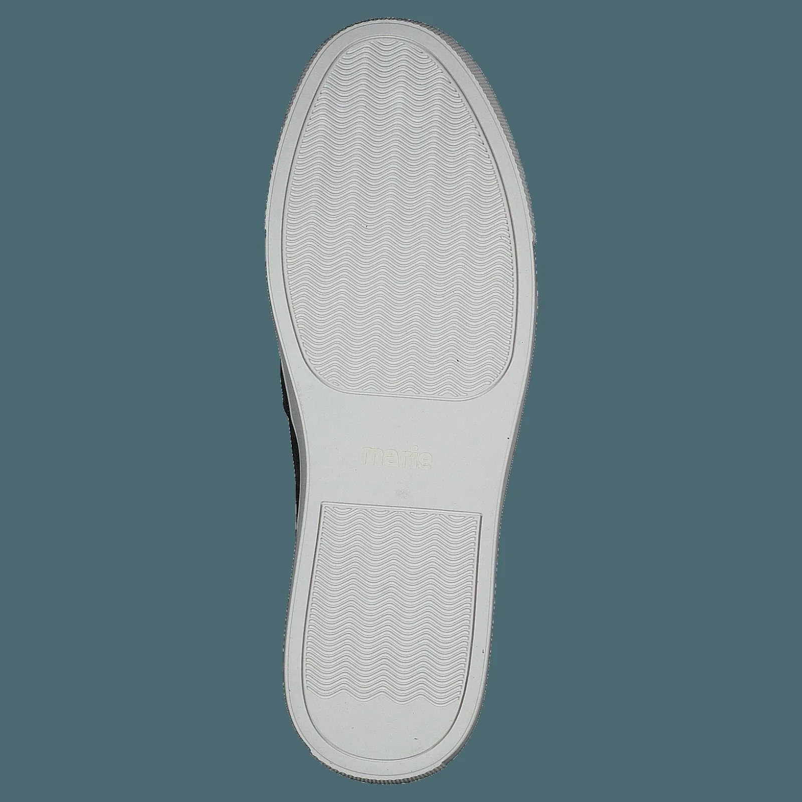 Sköna Marie Isobel Black