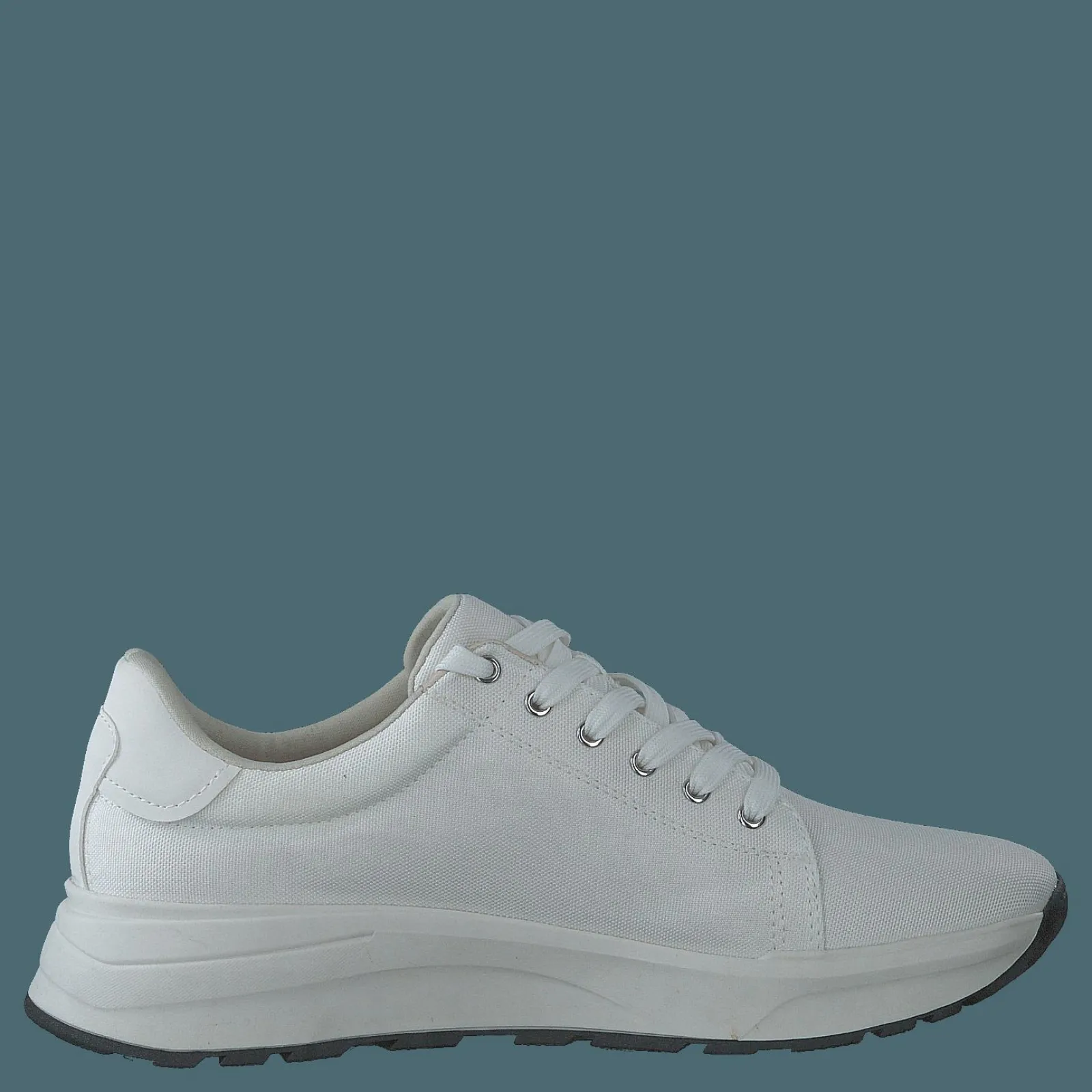 Vagabond Janessa White