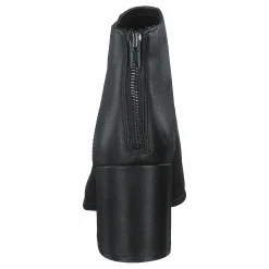 Steve Madden Jillian Black Leather