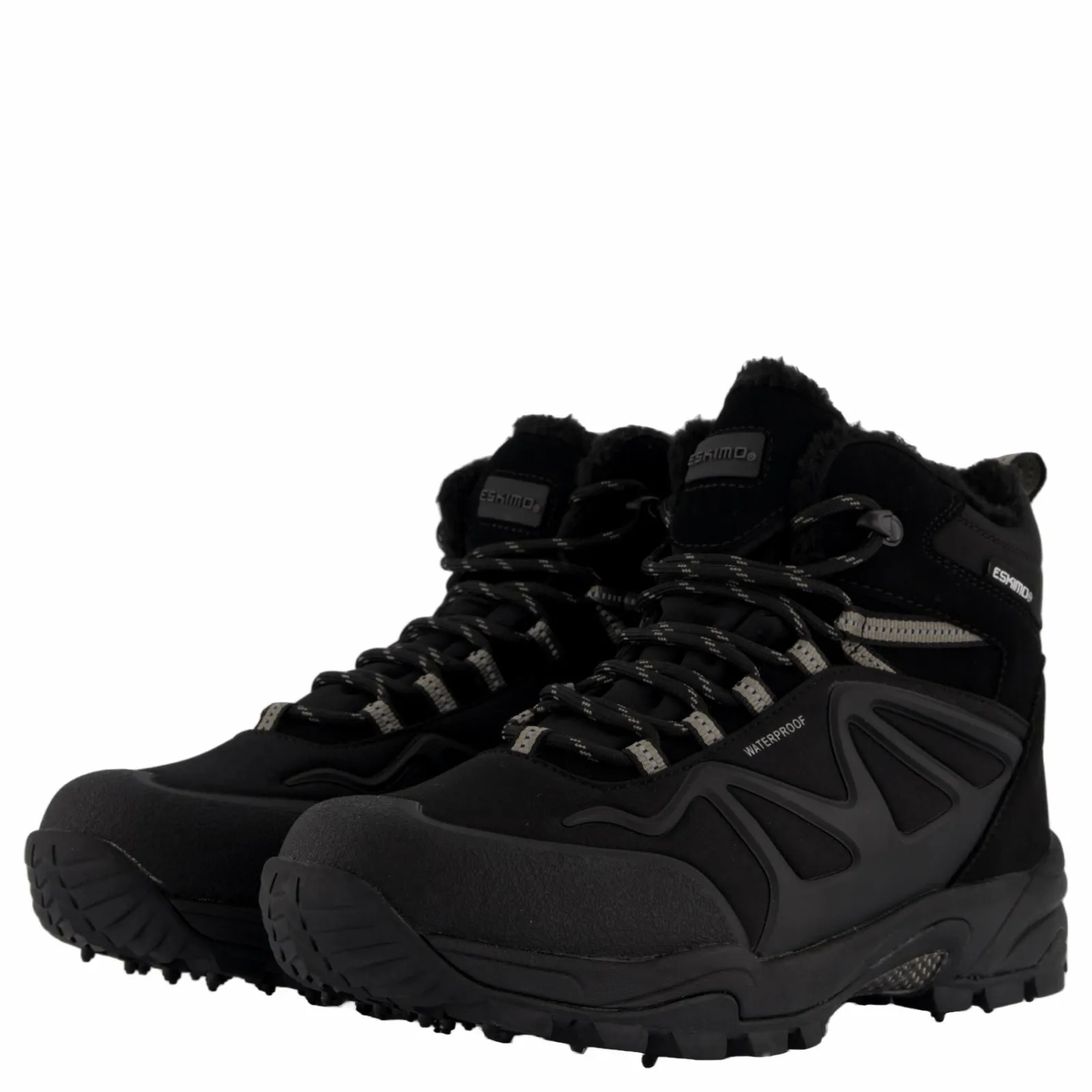 Eskimo Kirbie L Studs Black