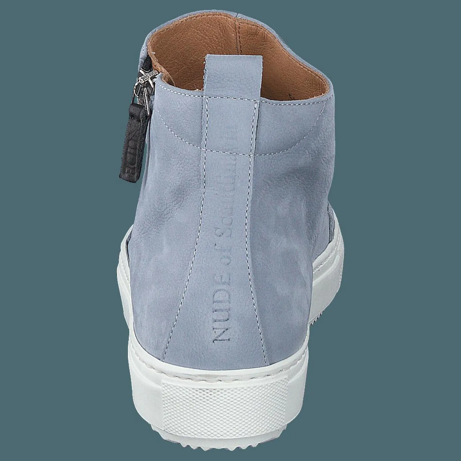 Nude of Scandinavia Lotta Cod / Avion