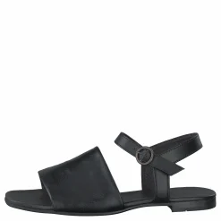 Ten Points Madeleine Black