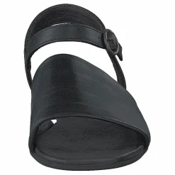 Ten Points Madeleine Black