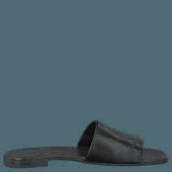 Ten Points Madeleine Black