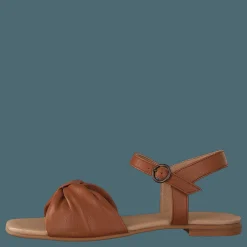 Ten Points Madeleine Cognac