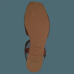 Ten Points Madeleine Cognac