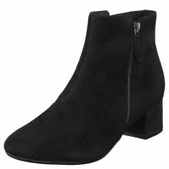 Clarks Marilyn Beth Black Suede