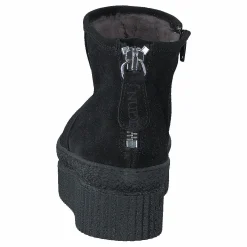 Nude of Scandinavia Olga Idro / Nero