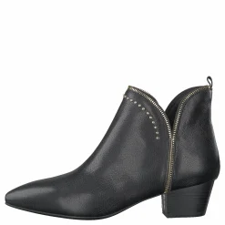 Sofie Schnoor Paulina Black