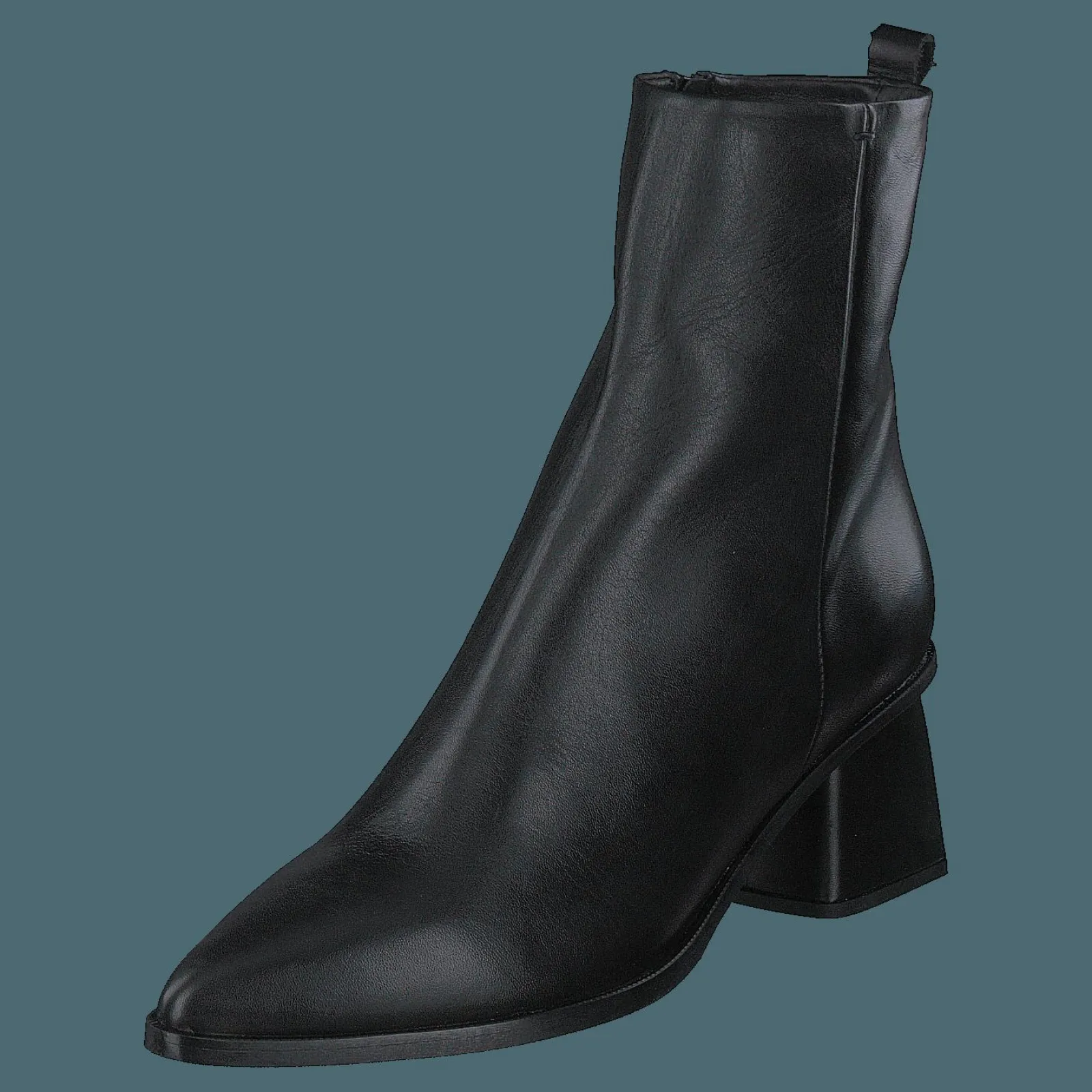 Nude of Scandinavia Petra Osaka / Nero