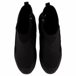 Eskimo Pinner M Studs Black