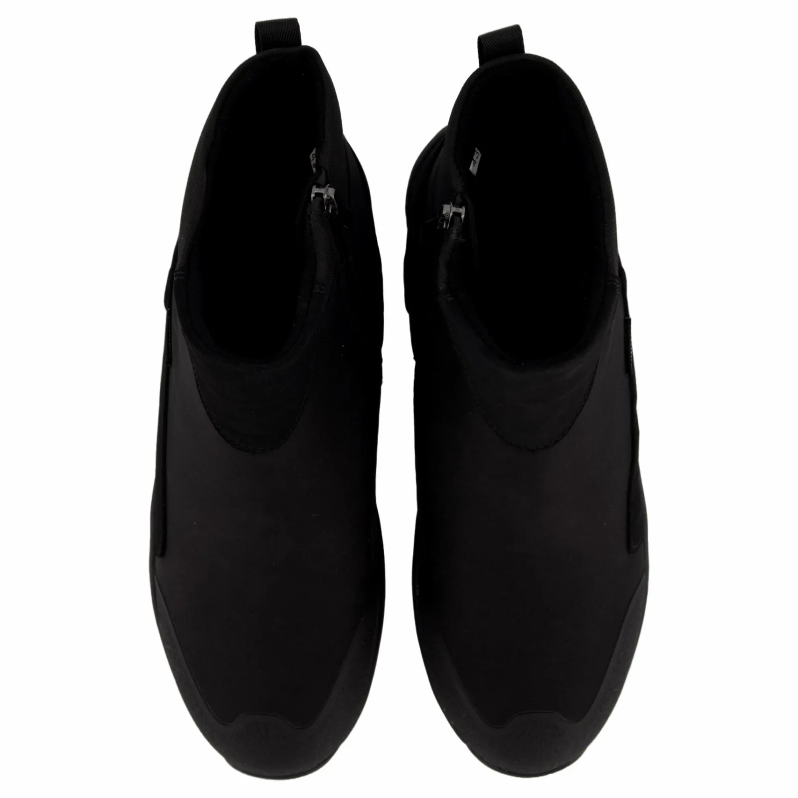 Eskimo Pinner M Studs Black