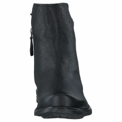 Sneaky Steve Shady W Black Rock