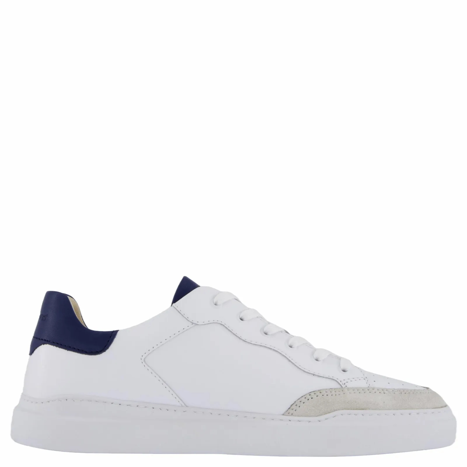 Ten Points Tristan Sneaker