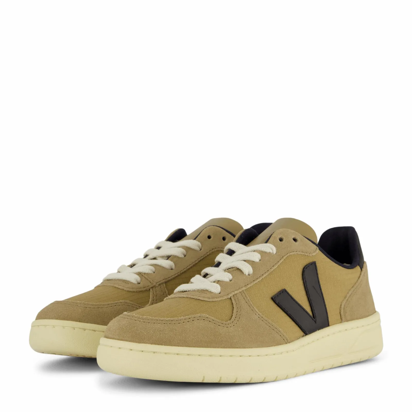 Veja V-10 Ripstop Dune Black