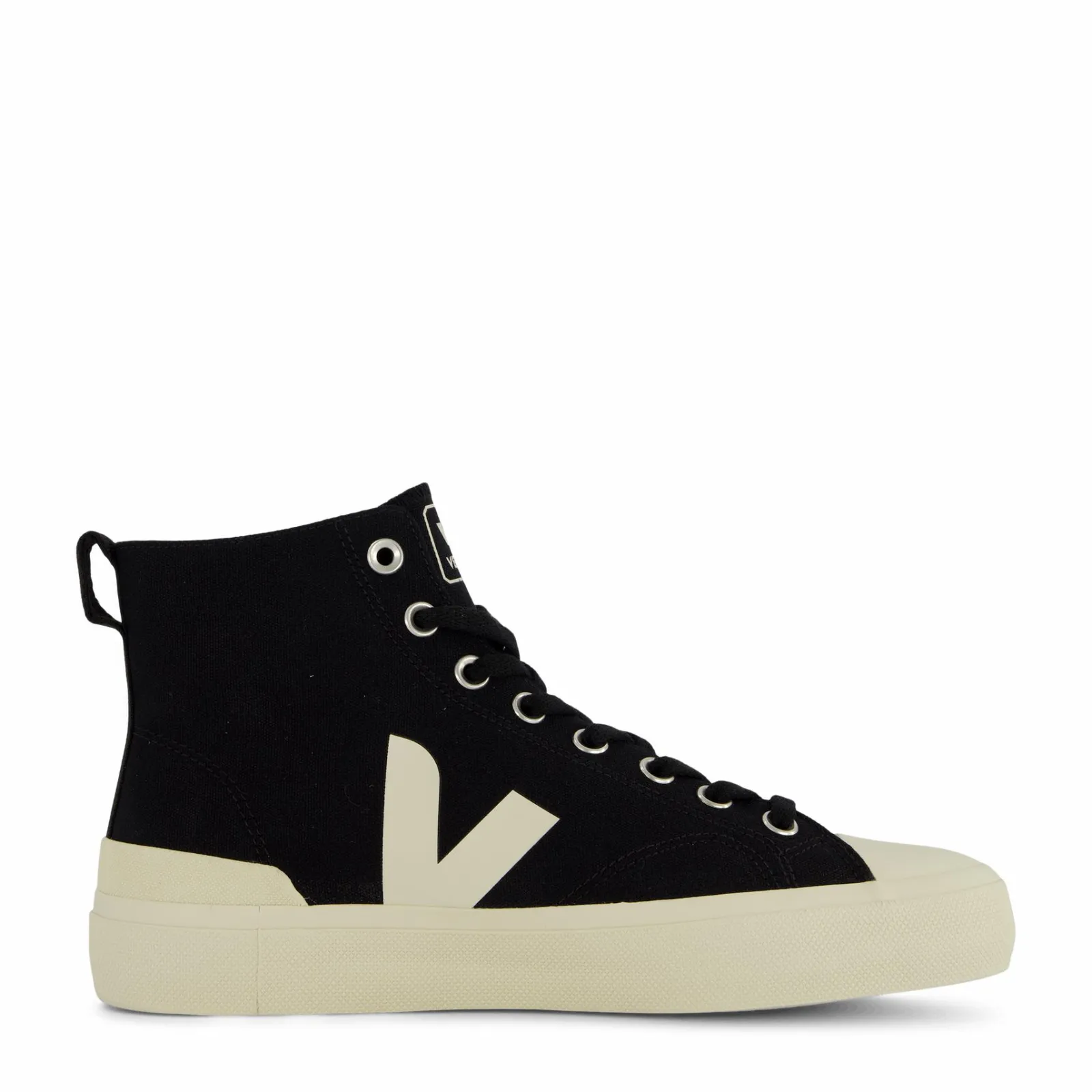 Veja Wata Ii Canvas Black Pierre